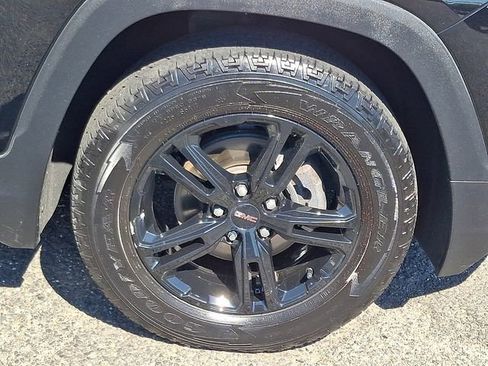 Used 2022 GMC Terrain AT4 AWD/4WD image 8