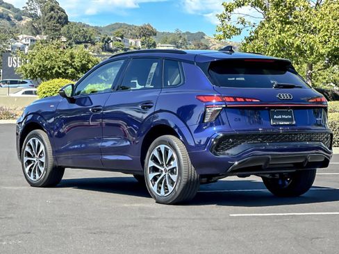 New 2026 Audi Q3 quattro 2.0T AWD/4WD image 4