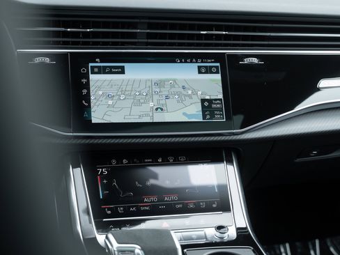 New 2026 Audi RS Q8 performance image 16