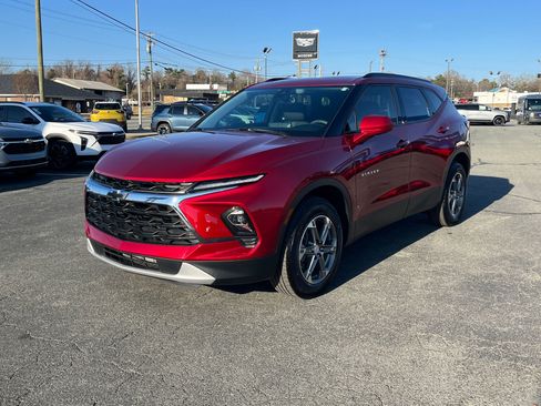 Used 2024 Chevrolet Blazer LT w/ Convenience Package image 7