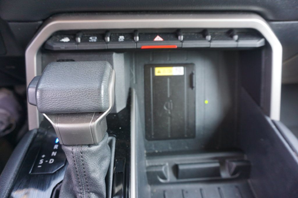 Used 2022 Toyota Tundra Limited AWD/4WD image 14