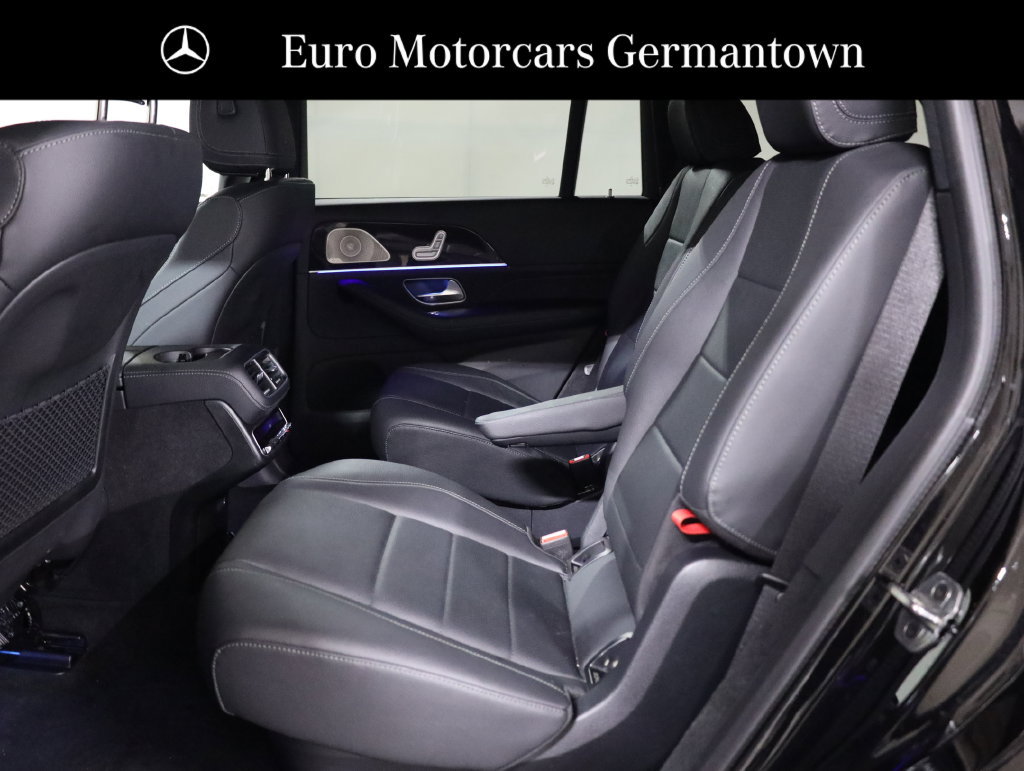 Used 2025 Mercedes-Benz GLS 450 4MATIC image 32