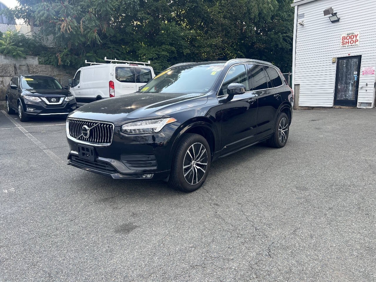 Used 2020 Volvo XC90 T6 Momentum AWD/4WD image 21