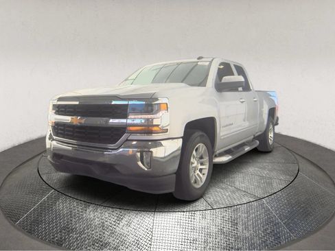 Used 2019 Chevrolet Silverado 1500 LT w/ All Star Edition AWD/4WD image 3