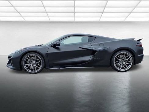 Certified 2023 Chevrolet Corvette Z06 image 2
