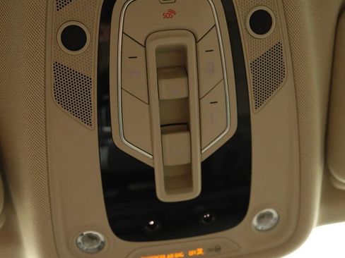 Used 2018 Audi Q7 3.0T Prestige w/ Prestige Package image 31