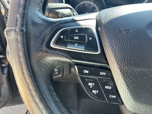 Used 2018 Ford Focus ST FWD image 14