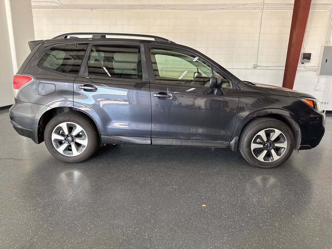 Used 2018 Subaru Forester 2.5i Premium w/ All-Weather Package AWD/4WD image 3