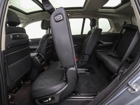 Used 2024 BMW X7 xDrive40i w/ Premium Package AWD/4WD image 25