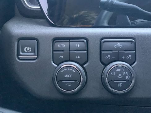 Certified 2024 Chevrolet Silverado 1500 LT Trail Boss image 16