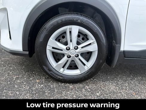 Certified 2025 Nissan Kicks Play S FWD image 28