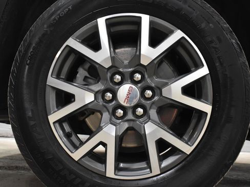 Used 2023 GMC Acadia SLE w/ Driver Convenience Package image 35