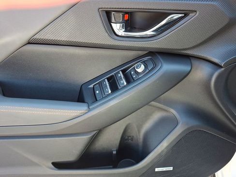 Used 2024 Subaru Crosstrek 2.5i Limited w/ Crosstrek Mirror Package image 13