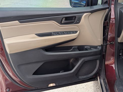 Used 2020 Honda Odyssey EX-L image 11