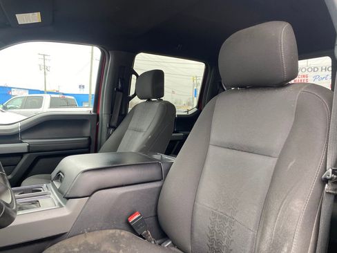 Used 2018 Ford F150 XLT w/ Equipment Group 302A Luxury image 9