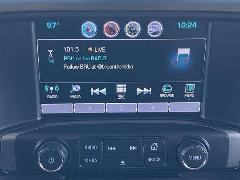 Used 2016 Chevrolet Silverado 1500 LTZ w/ LTZ Plus Package AWD/4WD image 24