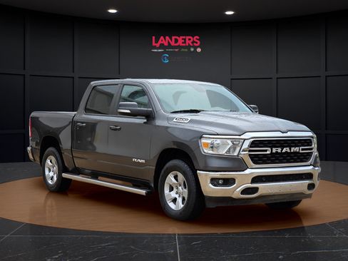 Used 2022 RAM 1500 Big Horn AWD/4WD image 5