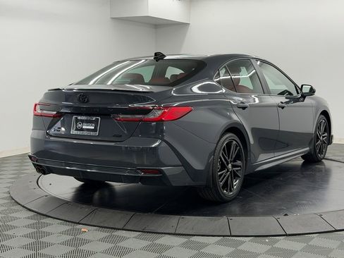 Used 2025 Toyota Camry XSE AWD/4WD image 10