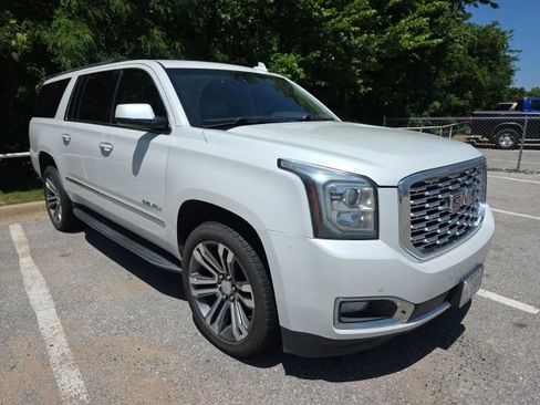 Used 2018 GMC Yukon XL Denali w/ Open Road Package RWD image 7