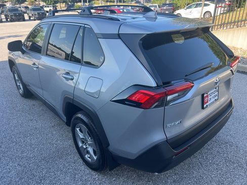 Used 2025 Toyota RAV4 XLE image 6