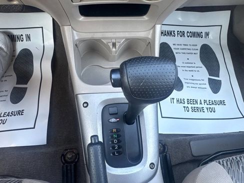 Used 2002 Toyota RAV4 4WD w/ Quick-Order Pkg image 19