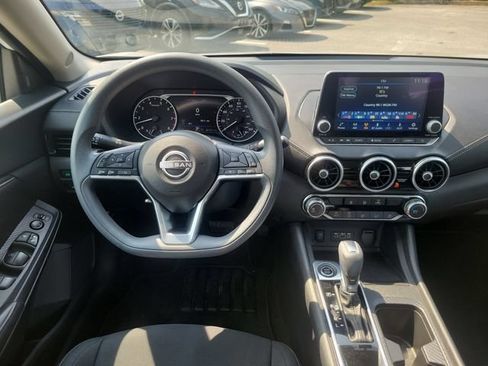 Certified 2024 Nissan Sentra SV FWD image 15
