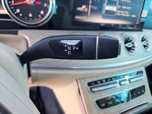 Used 2018 Mercedes-Benz E 400 Cabriolet image 13