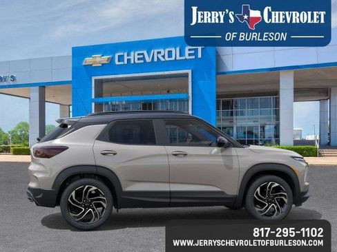 New 2026 Chevrolet TrailBlazer RS w/ Convenience Package FWD image 7