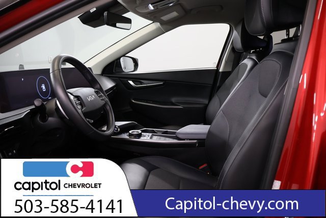 Used 2024 Kia EV6 Light RWD image 13