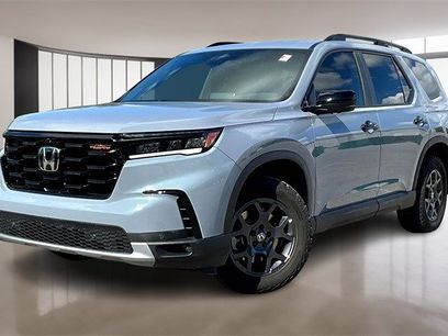Certified 2025 Honda Pilot TrailSport