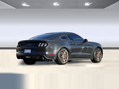 Used 2017 Ford Mustang GT w/ GT Performance Package image 8