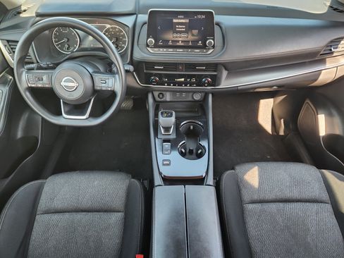 Used 2024 Nissan Rogue SV FWD image 25