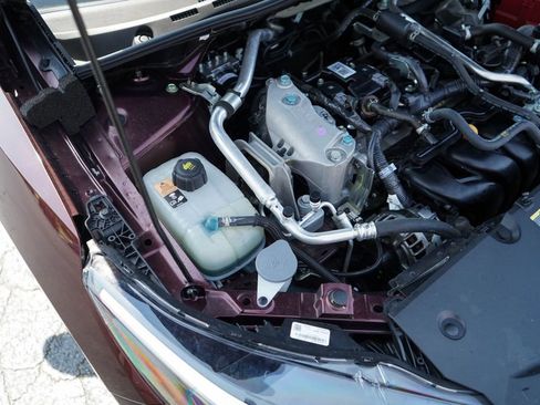 Used 2025 Nissan Sentra SV FWD image 35