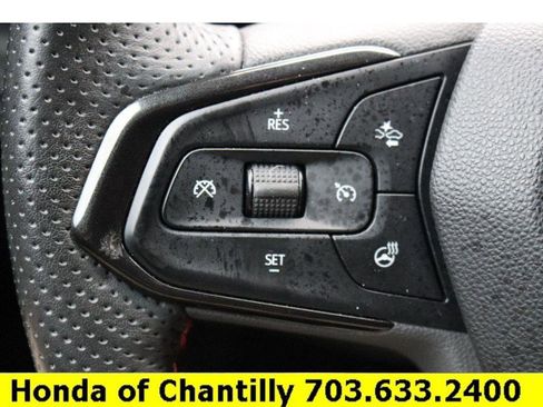 Used 2022 Chevrolet TrailBlazer RS w/ Technology Package image 13