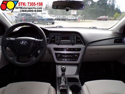 Used 2015 Hyundai Sonata SE FWD image 20
