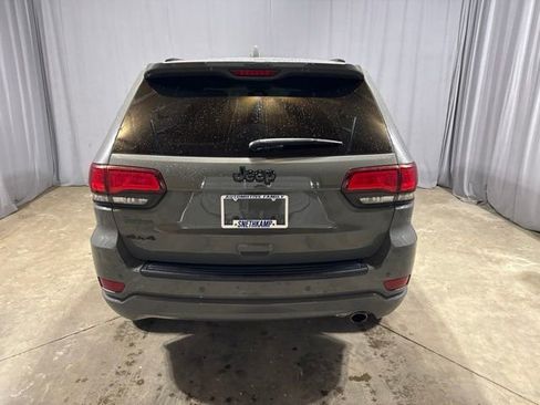 Used 2019 Jeep Grand Cherokee Altitude AWD/4WD image 26