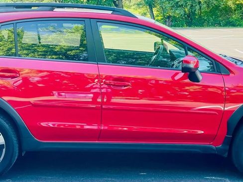 Used 2017 Subaru Crosstrek 2.0i Premium w/ Special Edition AWD/4WD image 2