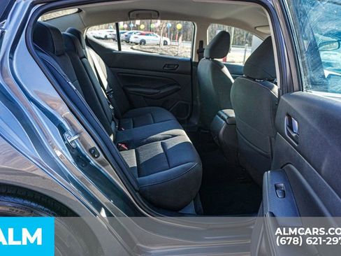 Used 2025 Nissan Altima 2.5 SV image 22