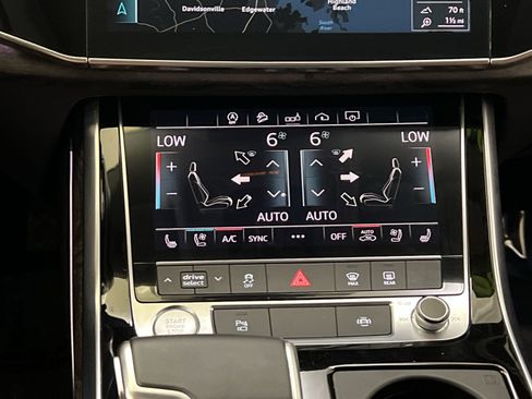 Used 2020 Audi Q8 Premium Plus AWD/4WD image 20