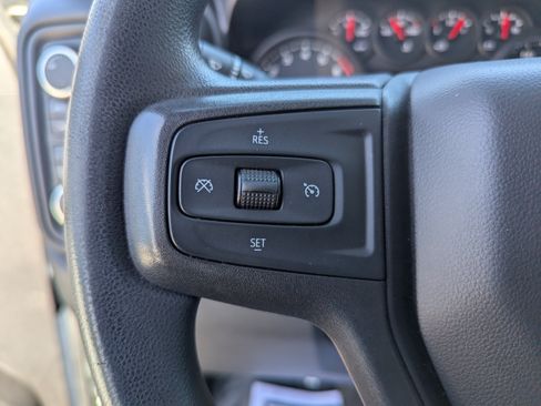 Certified 2020 Chevrolet Silverado 1500 W/T w/ Z71 Off-Road Package AWD/4WD image 15