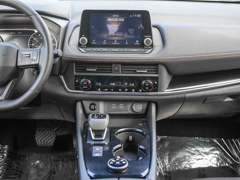 Used 2025 Nissan Rogue SV w/ Rock Creek Premium Package AWD/4WD image 13