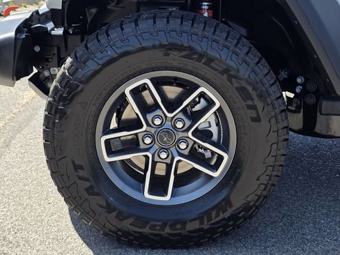 New 2026 RAM 1500 Tradesman AWD/4WD image 24