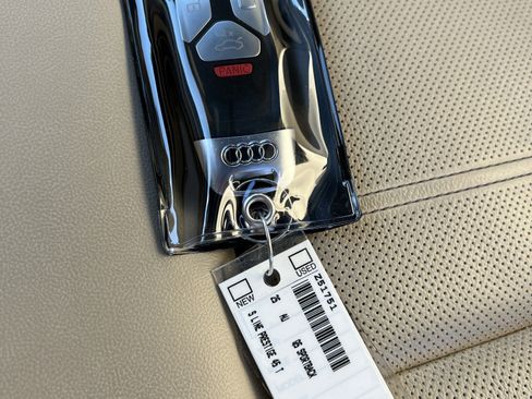 Used 2025 Audi Q5 Prestige image 38