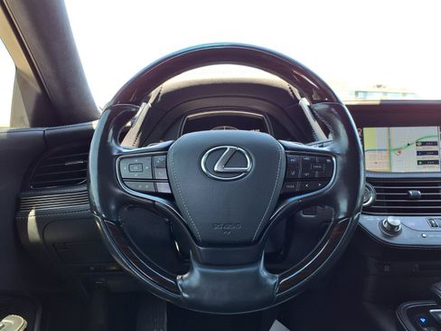 Used 2018 Lexus LS 500 AWD w/ Interior Upgrade Package image 20