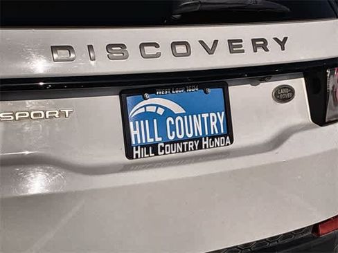 Used 2017 Land Rover Discovery Sport SE image 13