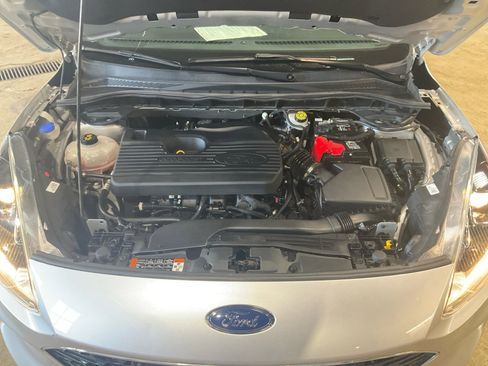 Used 2020 Ford Escape SEL image 18