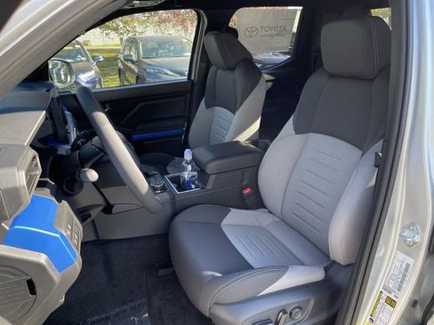 New 2025 Toyota Tacoma TRD Off-Road image 14