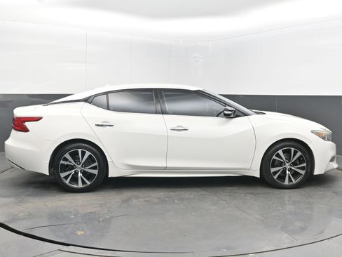 Used 2018 Nissan Maxima 3.5 SV image 8