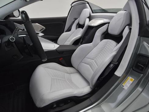 Used 2024 Chevrolet Corvette Z06 RWD image 46