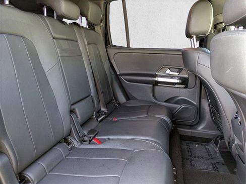 Certified 2022 Mercedes-Benz GLB 250 4MATIC image 20